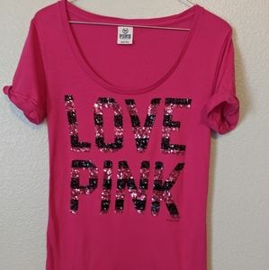 Pink t-shirt with sequins